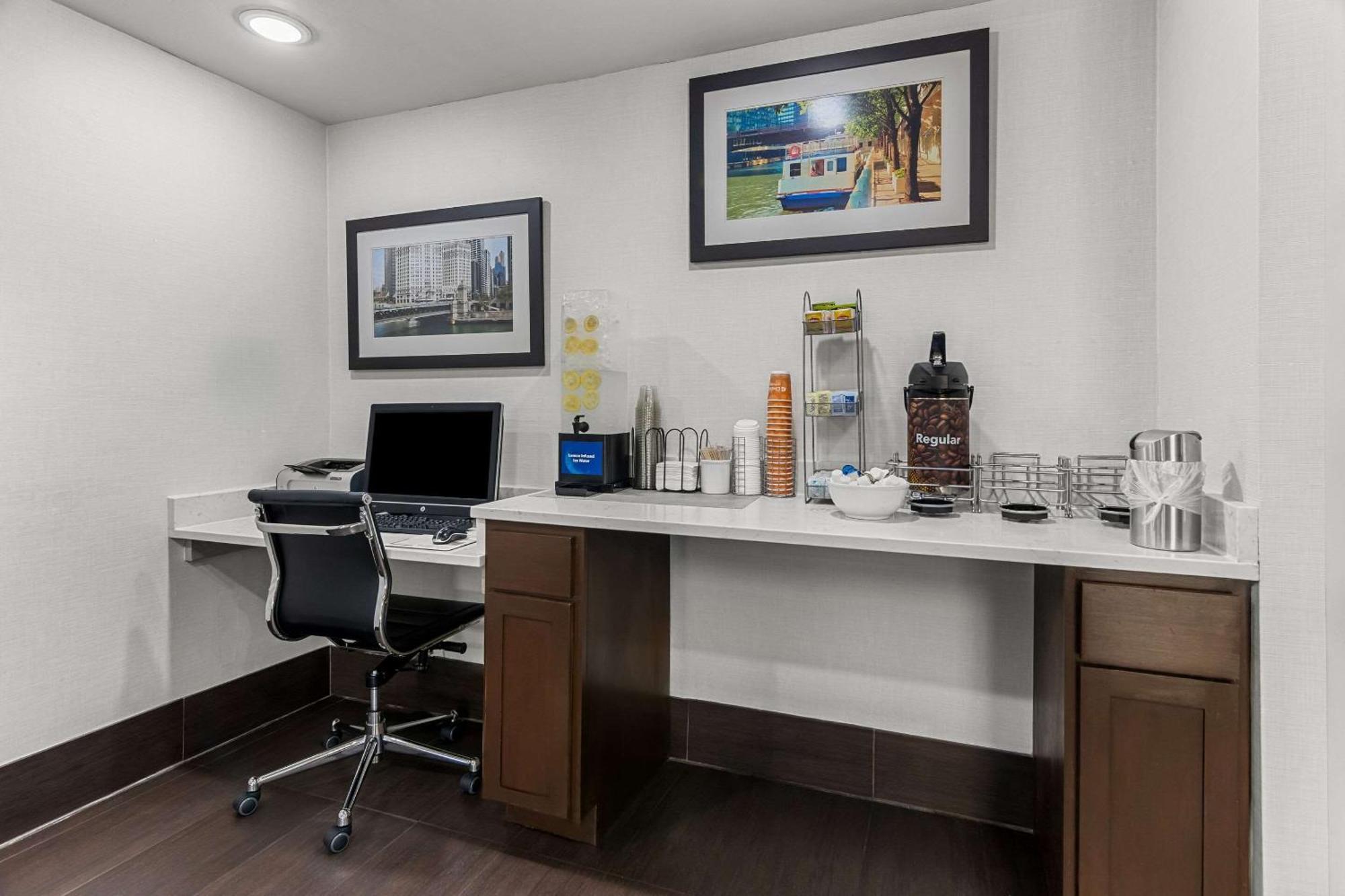 Comfort Inn & Suites Near Tinley Park Amphitheater Dış mekan fotoğraf