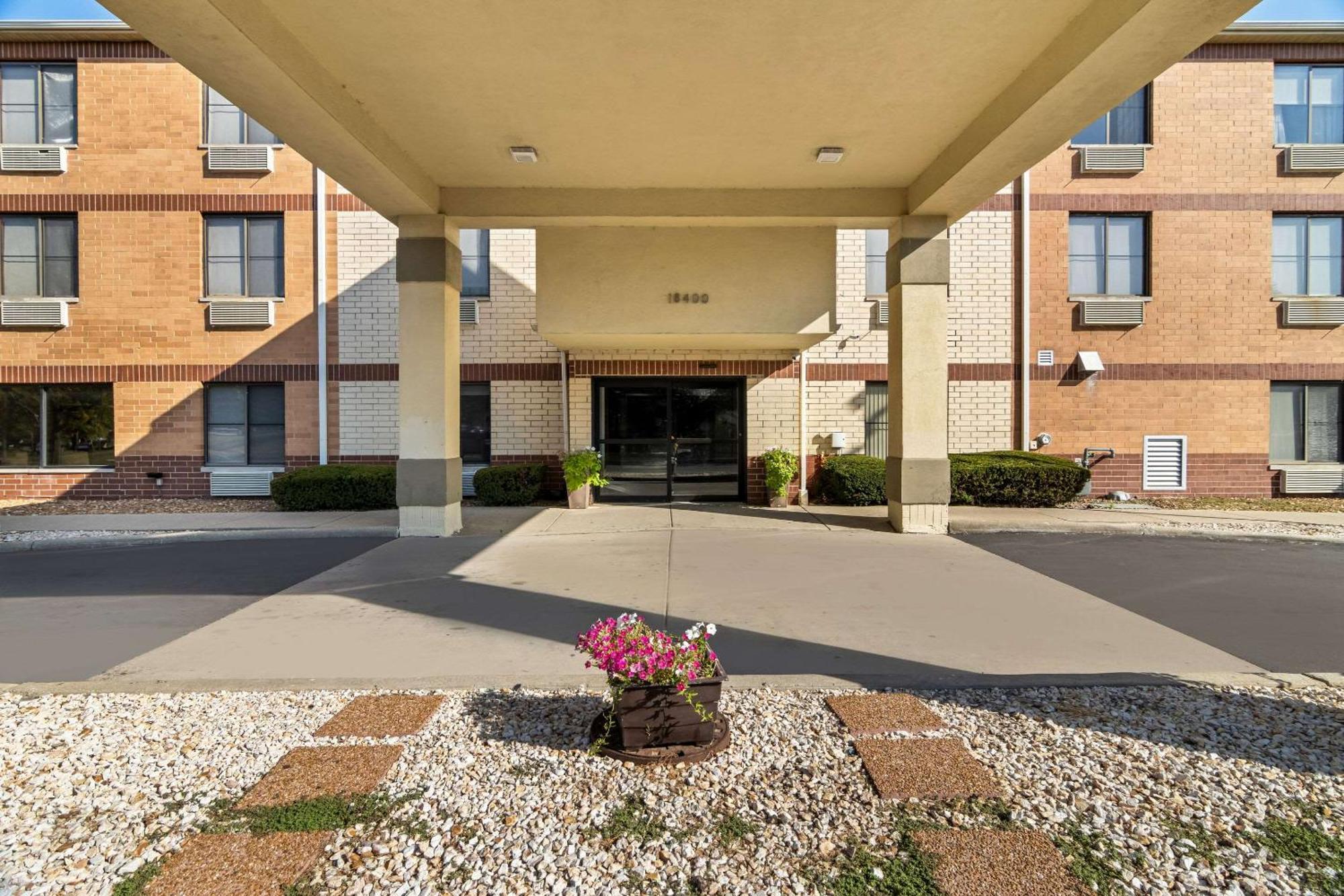 Comfort Inn & Suites Near Tinley Park Amphitheater Dış mekan fotoğraf